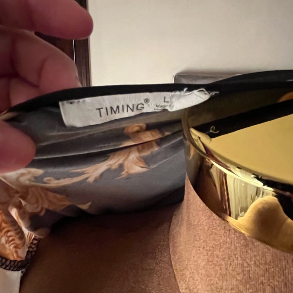 Top - Picture 5 of 5